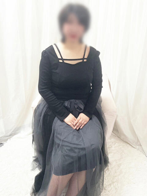 小田切じな 恋する奥さん 西中島店（人妻ホテヘル＆デリヘル）