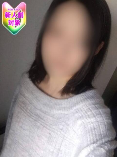 【にあ】細小さいロリ系代表♪ バブルリングプラス（デリヘル）