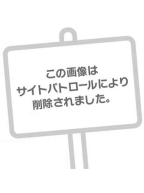 まこ 逢って30秒で即尺（人妻・熟女待ち合わせデリヘル）