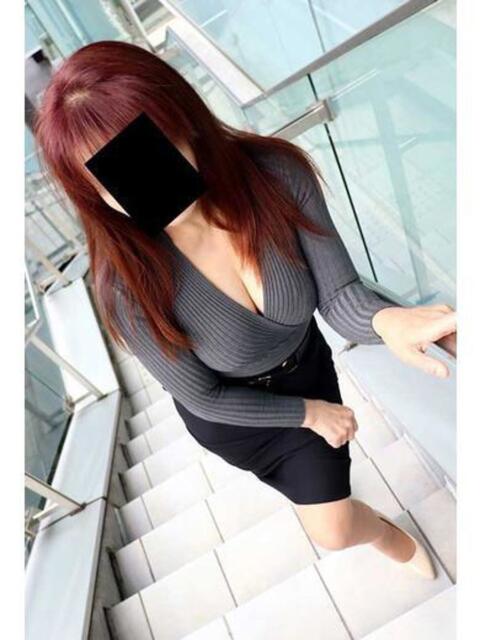 らん 逢って30秒で即尺（人妻・熟女待ち合わせデリヘル）