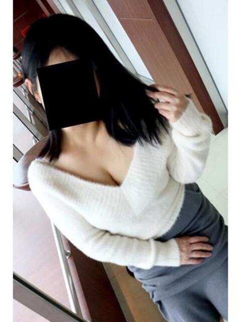もえ 逢って30秒で即尺(人妻・熟女待ち合わせデリヘル)