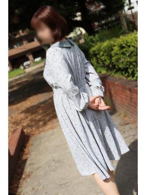 こはな 逢って30秒で即尺（人妻・熟女待ち合わせデリヘル）