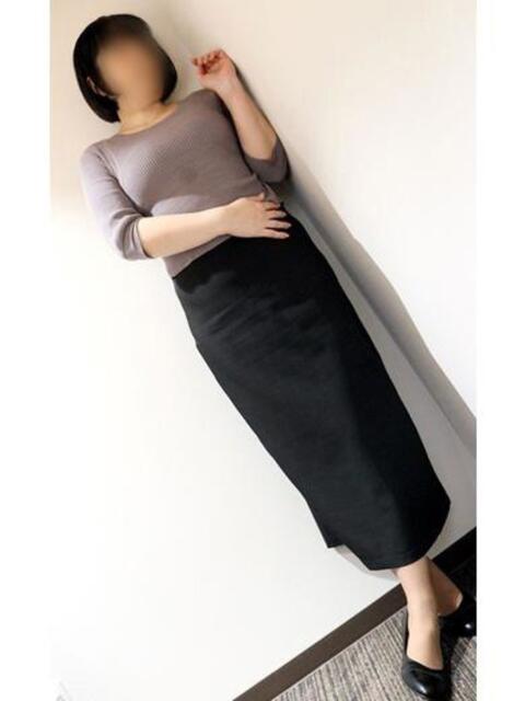 ひとみ 逢って30秒で即尺（人妻・熟女待ち合わせデリヘル）