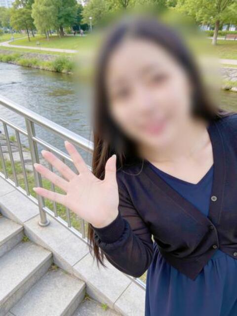 かおり 人妻、密感女子専門店　五反田エース（人妻デリヘル）