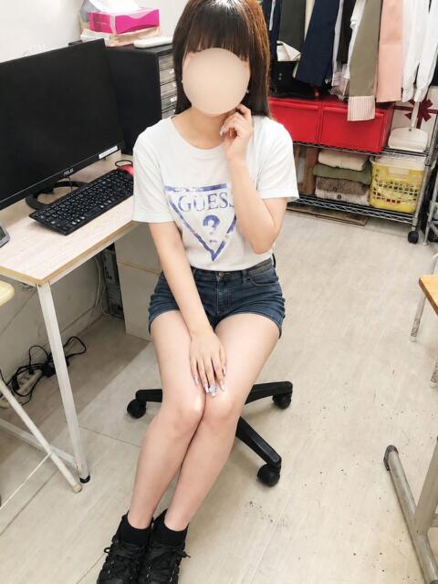 みお リニューアル（派遣型手コキ・オナクラ）