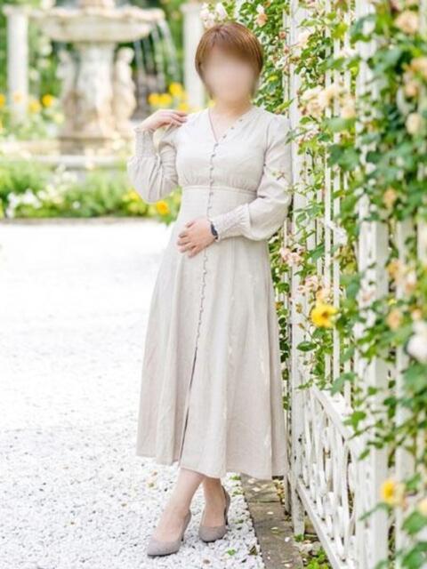 なつき 五反田・品川おかあさん（待ち合わせ型デリヘル）