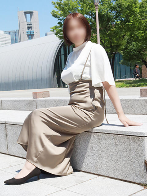 ふゆ 奥鉄オクテツ兵庫（人妻デリヘル）