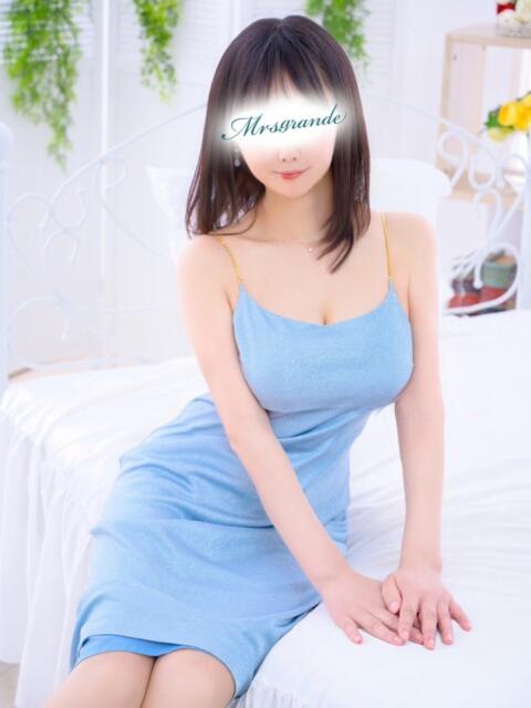一色（いっしき） ミセス グランデ（若妻・人妻デリヘル）