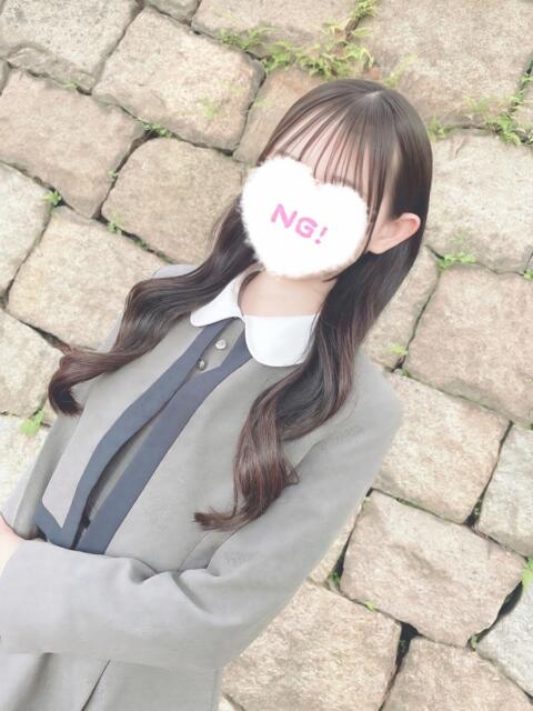 みんと 学校帰りの妹に手コキしてもらった件 谷九(受付型オナクラ(手コキ))