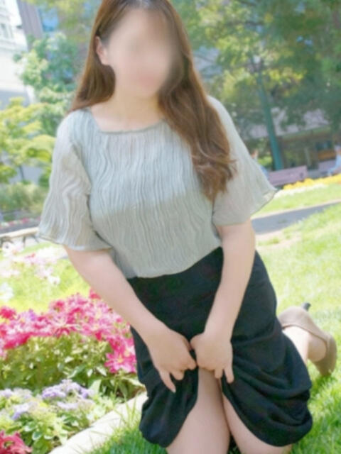 はんな 奥鉄オクテツ兵庫（人妻デリヘル）