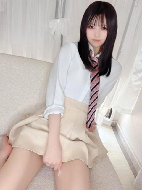 みお E+アイドルスクール品川店（デリヘル）