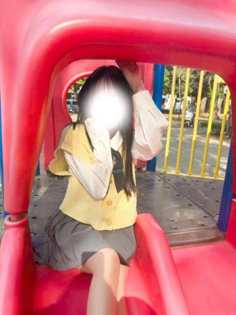 おと（超ロリミニマム美少女） おクンニ天国～Rising Group～（店舗型オナクラ(クンニ☓手コキ)）