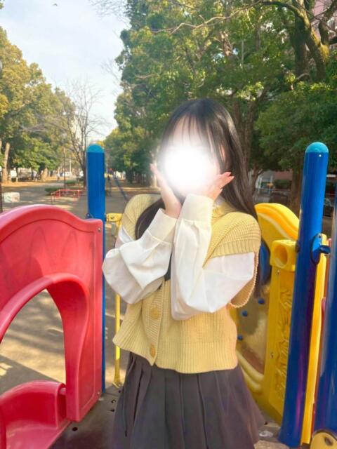 おと（超ロリミニマム美少女） おクンニ天国～Rising Group～（店舗型オナクラ(クンニ☓手コキ)）