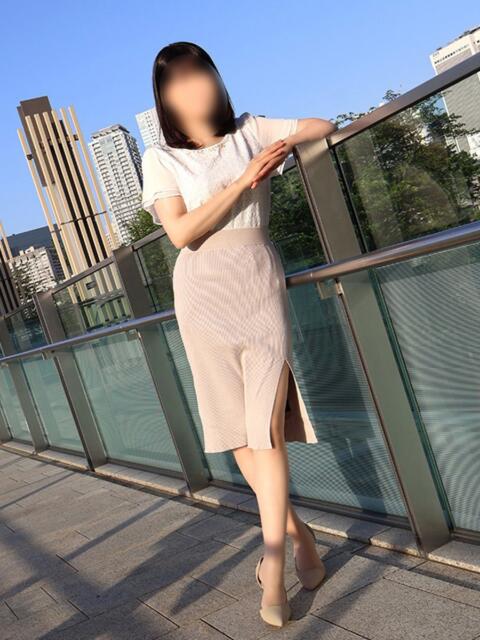美咲 東京人妻フォーシーズンズ（人妻・熟女待ち合わせデリヘル）