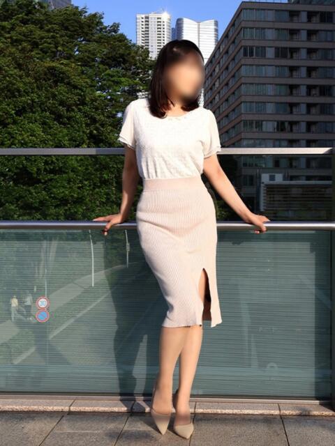 美咲 東京人妻フォーシーズンズ（人妻・熟女待ち合わせデリヘル）