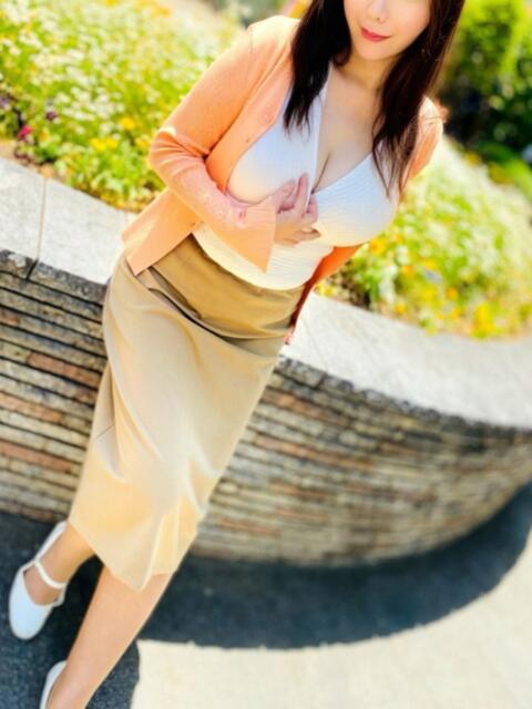 えいこ 完熟ばなな川崎(熟女デリヘル)