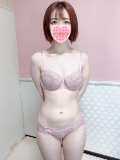 えむ 神田ハンドメイド（美少女手コキ専門店）