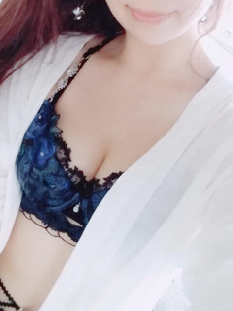 まき 吉野ケ里人妻デリヘル 「デリ夫人」(デリヘル)