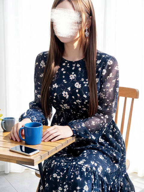 宇佐美 ひかり セカンドパートナー本店（人妻デリヘル）