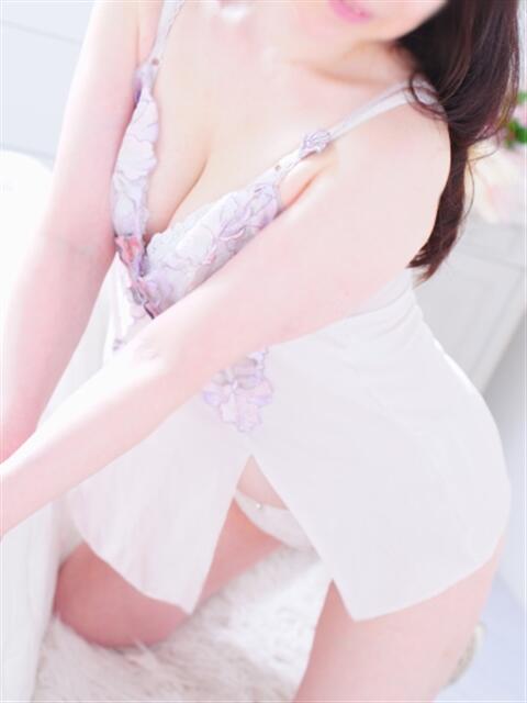 橋本 ゆり ミセス・レヴォアール~再会~(人妻性感デリヘル)