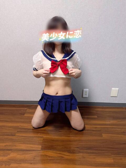 ユキ 美少女に恋（アジアンデリヘル）