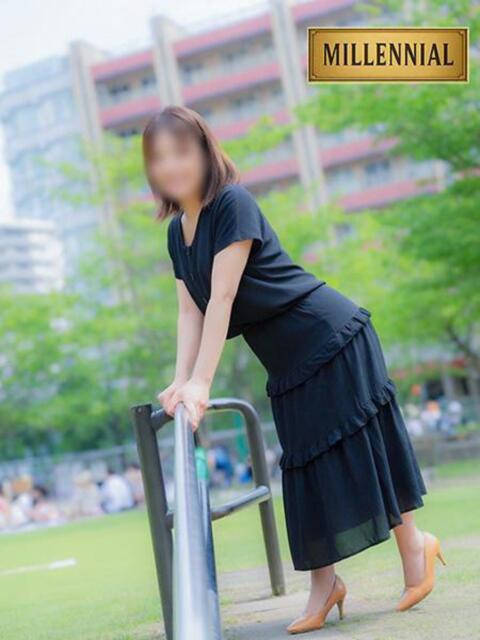 るな 横浜おかあさん（熟女デリヘル）