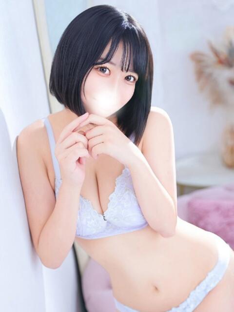 みるく★天然Gカップの変態OL Bell～S級美女お姉様・人妻デリヘル～（デリヘル）