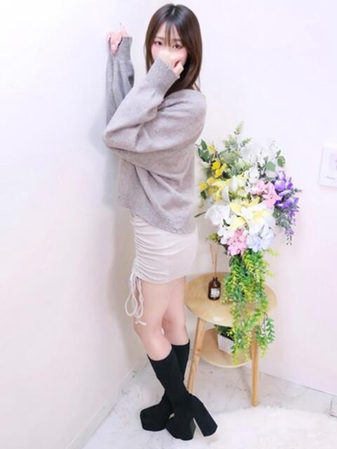 りり オナクラ大人女子（オナクラ・手コキ）