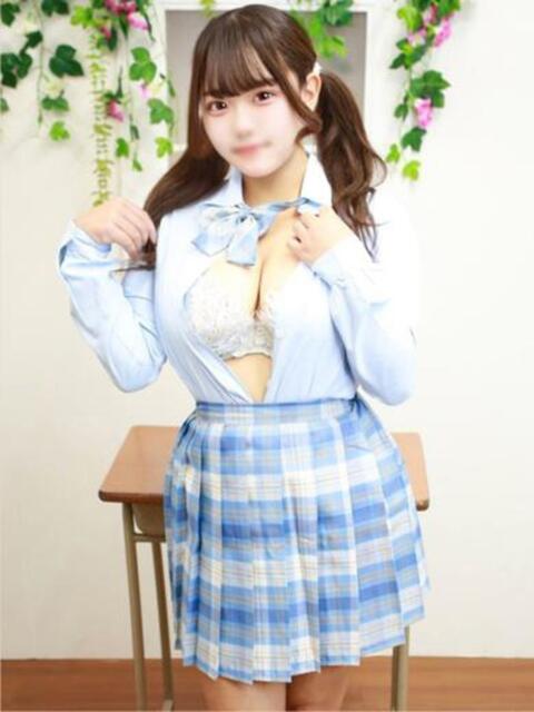 小日向りおな 池袋パラダイス（ホテヘル＆デリヘル）