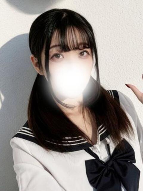 細み巨乳エロ美女つきみちゃん ロイヤル　アテンダー（デリヘル）