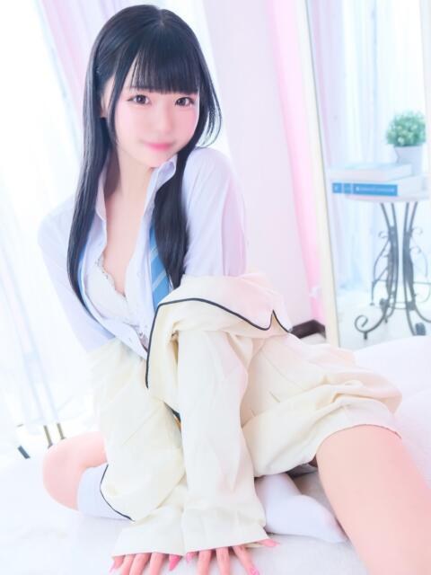 えれな E+アイドルスクール新宿・歌舞伎町店（デリヘル）