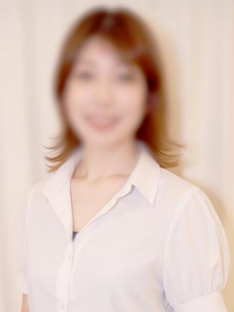 しずか 人妻、密感女子専門店　五反田エース（人妻デリヘル）