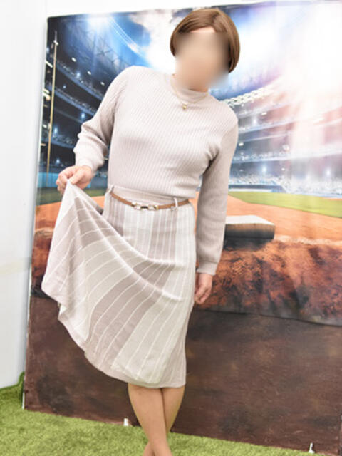 なぎさ【女装家】 名古屋デッドボール（デリヘル）