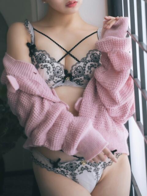 りん ノーパンエステ!?絶頂させる天使たち（風俗エステ）