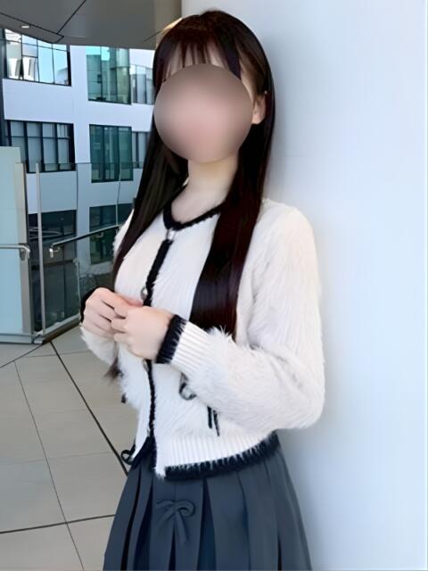 しろな かりんと赤坂（派遣型オナクラ）