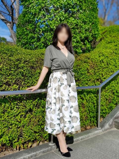 平野華 こあくまな人妻・熟女たち東広島店（KOAKUMAグループ）（人妻・熟女デリヘル）