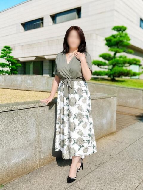 平野華 こあくまな人妻・熟女たち東広島店（KOAKUMAグループ）（人妻・熟女デリヘル）