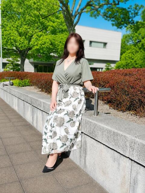 平野華 こあくまな人妻・熟女たち東広島店（KOAKUMAグループ）（人妻・熟女デリヘル）