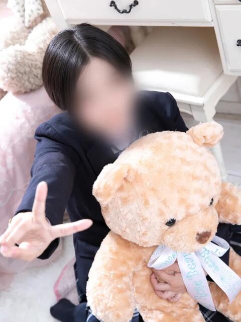 りんこ 新宿・本格コスプレ素人アイドル学園イメクラ「新入生」(デリヘル)