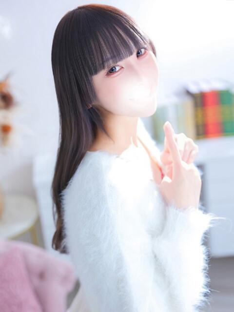 なつ★男性経験極少の純真美少女 渋谷S級素人清楚系デリヘル chloe(デリヘル)