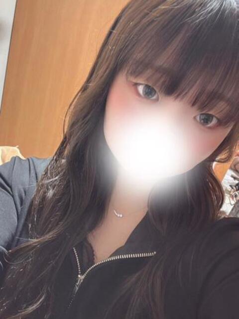 低身長童顔美少女！なのちゃん ロイヤル　アテンダー（デリヘル）