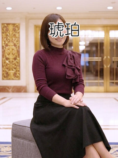 香坂 琥珀(渋谷)（人妻デリへル）
