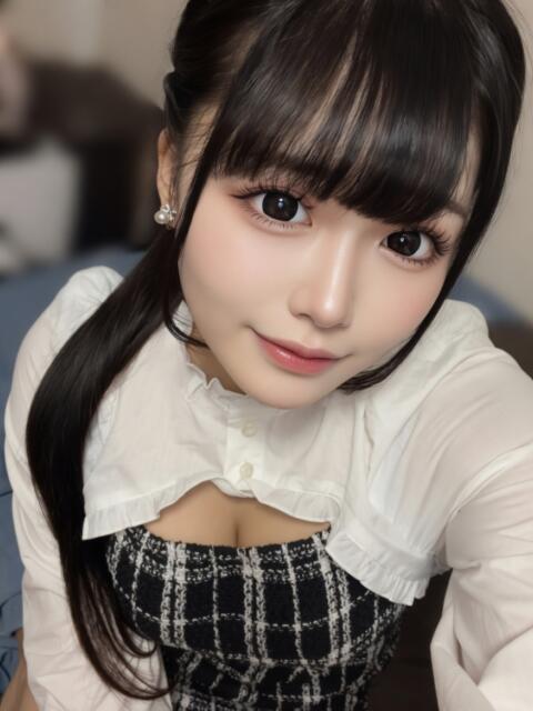 もみもみりいな 新宿性感アロマ＆スイート ALLAMANDA -アラマンダ-（派遣型風俗エステ）
