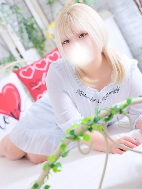 るる 白いぽっちゃりさん（ぽっちゃり専門ホテヘル）