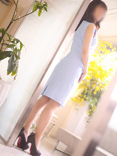 神尾(かみお) 熟女出逢い会『百合の園』目黒店(熟女デリヘル)