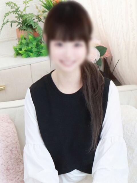 なお 高級オナクラ　ひよこクラブ（オナクラ・手コキ）