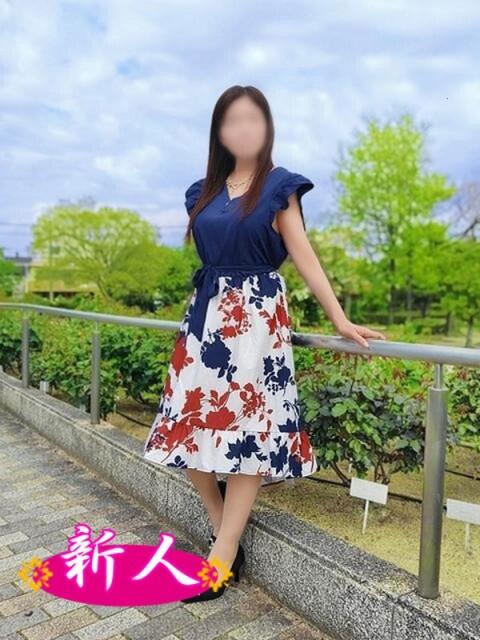 成海ことね こあくまな熟女たち 高松店（KOAKUMAグループ）（人妻・熟女デリヘル）