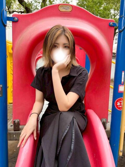 ふゆ（大人の魅了満載） おクンニ天国～Rising Group～（店舗型オナクラ(クンニ☓手コキ)）