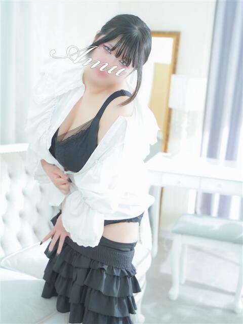 あむ 西船人妻花壇（人妻デリヘル）