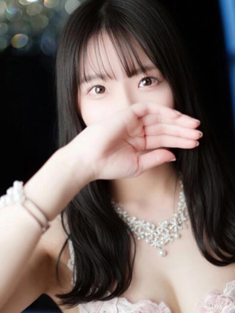 まりあ　綺麗と可愛いが絶妙な美女 ROYAL FACE（ソープランド）